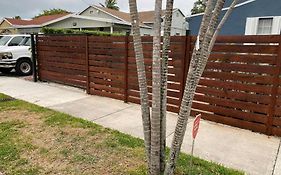 Cozy 1-Bedroom Rental In Miami